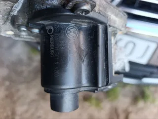 Клапан рециркуляции газов EGR 03G131501N