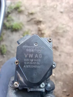 Заслонка дроссельная 03G128063G