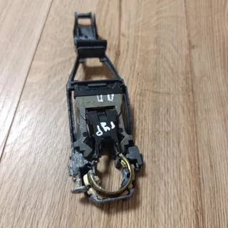 Кронштейн ручки двери Шкода Октавия Тур 1U0 837 885