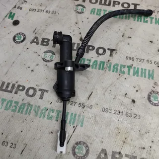 Главный цилиндр сцепления Skoda Rapid VW Polo 6R0721388