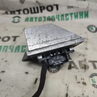 Резистор регулятор вентилятора пічки Skoda Rapid Fabia VW Polo 6Q1907521B