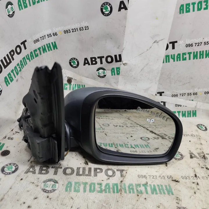 Зеркало правое Шкода Румстер / Skoda Roomster 5J 2006–2015 черное оригинал Б/У