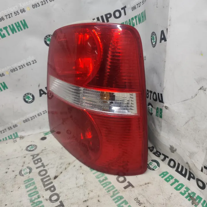 Ліхтар задній правий Фольксваген Туран 1 / Volkswagen Touran I 2003–2006 Б/В