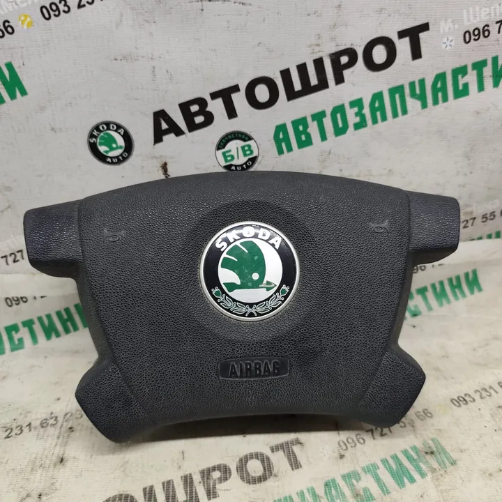 Подушка безопасности руля Шкода Фабия 1 / Skoda Fabia I Airbag водителя TRW 122421200