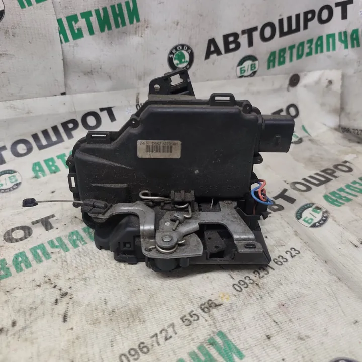 Замок двери передний правый оригинал VAG 6X2837014H Фольксваген Гольф 4 / Volkswagen Golf IV