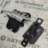 Замок багажника Шкода Октавия А7/Skoda Octavia A7 5E0827505