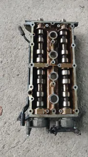 Головка блока циліндрів двигуна Шкода Фабія I 1.4 16v 0361033F3AC пінал