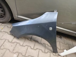 Купити крило ліве Skoda Fabia 2 5J0821151